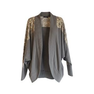 Doe & Rae Women’s Boho Gray Cardigan with  Metallic Gold shoulder size Medium